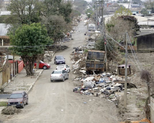 Tragédia no RS não elevou significativamente taxa de desemprego no Estado, avalia IBGE