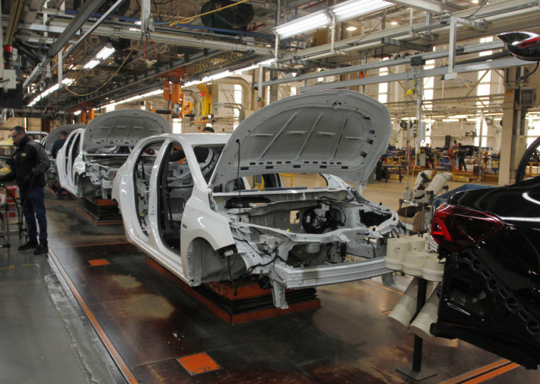 O modelo 100% elétrico mais em conta vendido pela marca no Brasil é o Chevrolet Equinox EV, que custa R$ 440.190