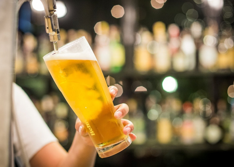 Medida passa a valer a partir desta sexta-feira (12), da meia-noite às 6h, em quatro vias do município