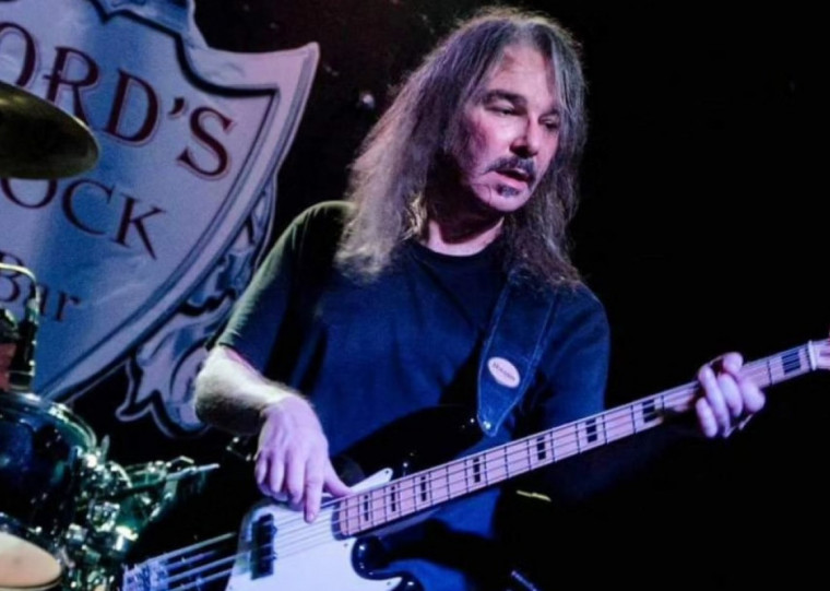 Nelson Brito, baixista da banda Golpe de Estado, faleceu nesta sexta-feira (12)