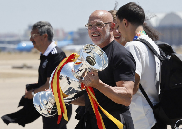 Técnico espanhol levou a seleção ao quarto título continental