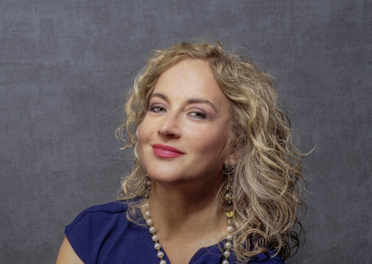 Em recital Al Amor, cantora interpreta canções próprias e de compositores internacionais no próximo sábado (20)