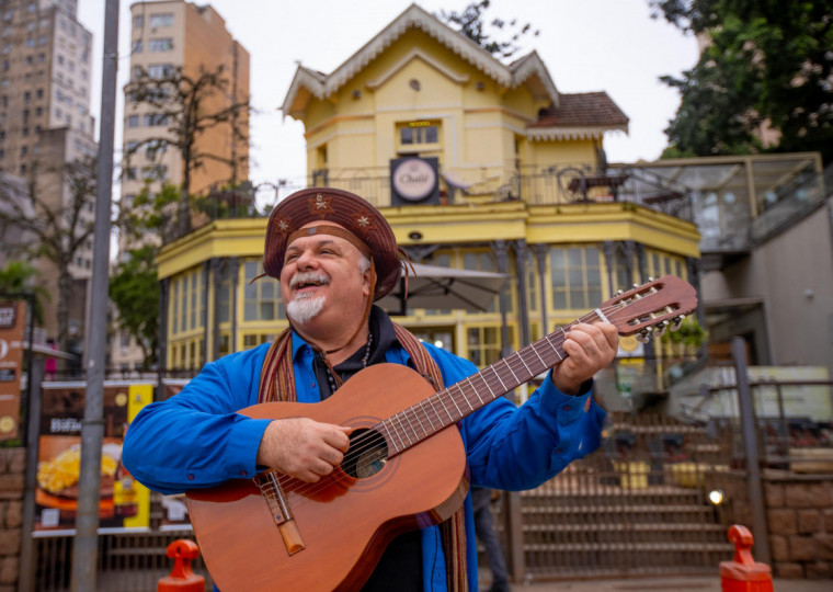 Elojac fará a trilha sonora do Dia do Amigo Especial, que também vai oferecer sua tradicional feijoada no próximo sábado (20)