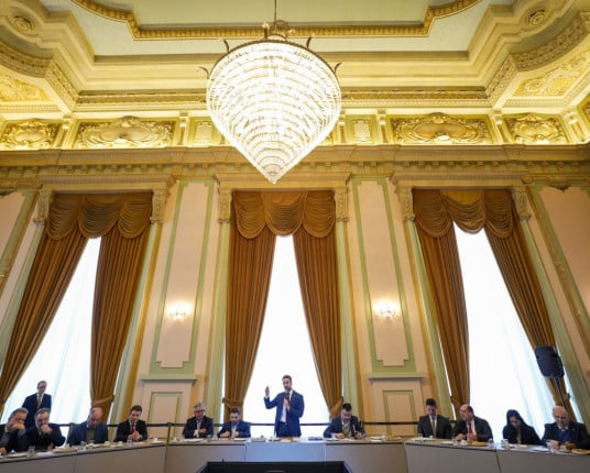 Leite anuncia reforma administrativa com impacto anual de até R$ 1,5 bilhão