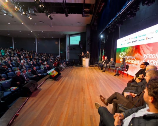 Congresso de Municípios inicia com destaque para governança e prevenção de eventos climáticos