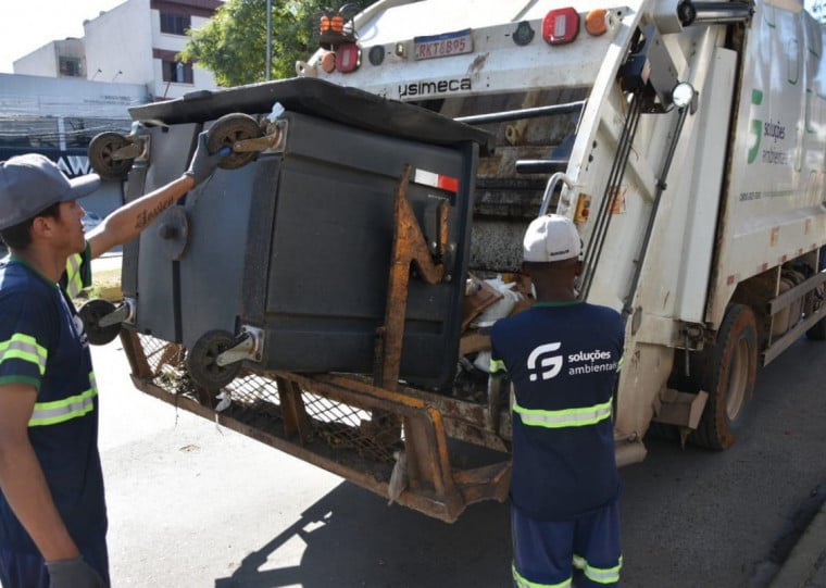 Atraso no pagamento de funcionários da terceirizada FG Soluções Ambientais gerou problemas em bairros