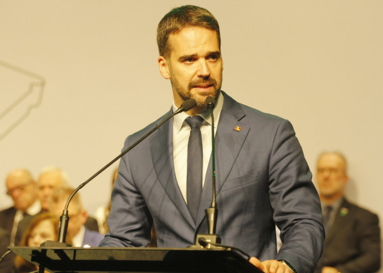 Eduardo Leite destacou que "heróis tombaram no cumprimento do seu juramento de proteger a sociedade gaúcha"