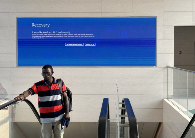 O apagão cibernético global afeta sistemas de transportes, bancos e outros setores