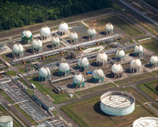 Instalação de baterias no polo petroquímico de Triunfo deve absorver R$ 100 milhões em investimentos