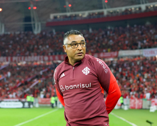 Contratação de Roger Machado levantou a dúvida: quantos negros treinaram a dupla Gre-Nal?