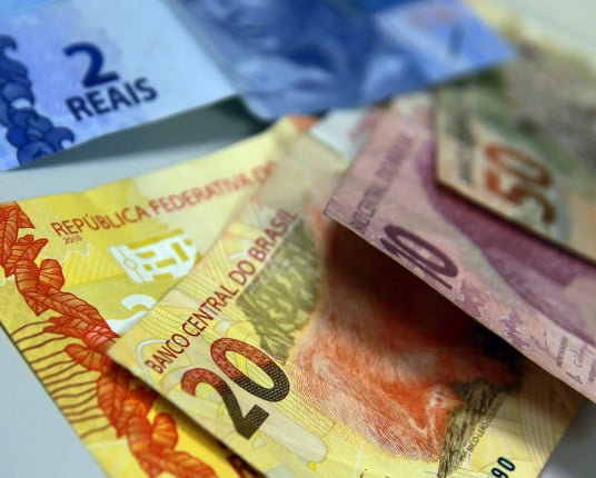 Previdência cresce R$ 71,1 bi e puxa alta de despesas obrigatórias no Orçamento de 2025