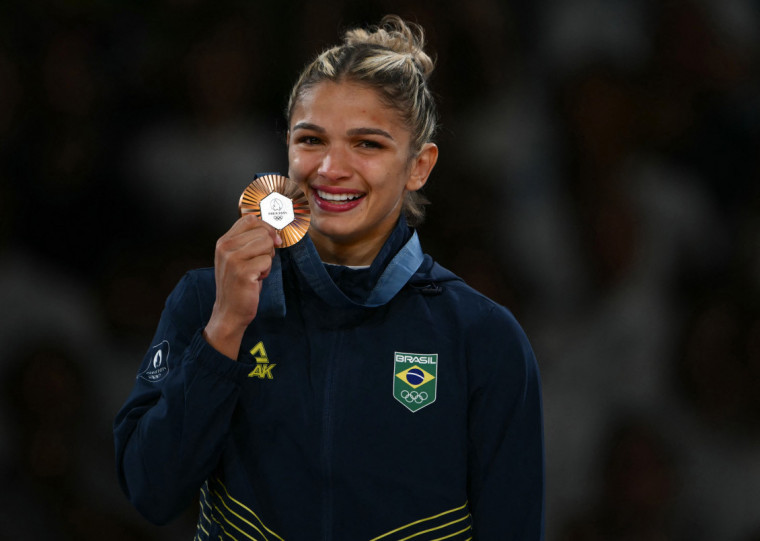 Judoca brasileira derrotou a campeã mundial Odette Giuffrida