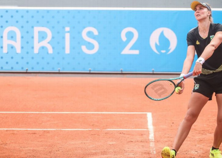 Com a vitória, Bia Haddad avança na chave de simples do tênis