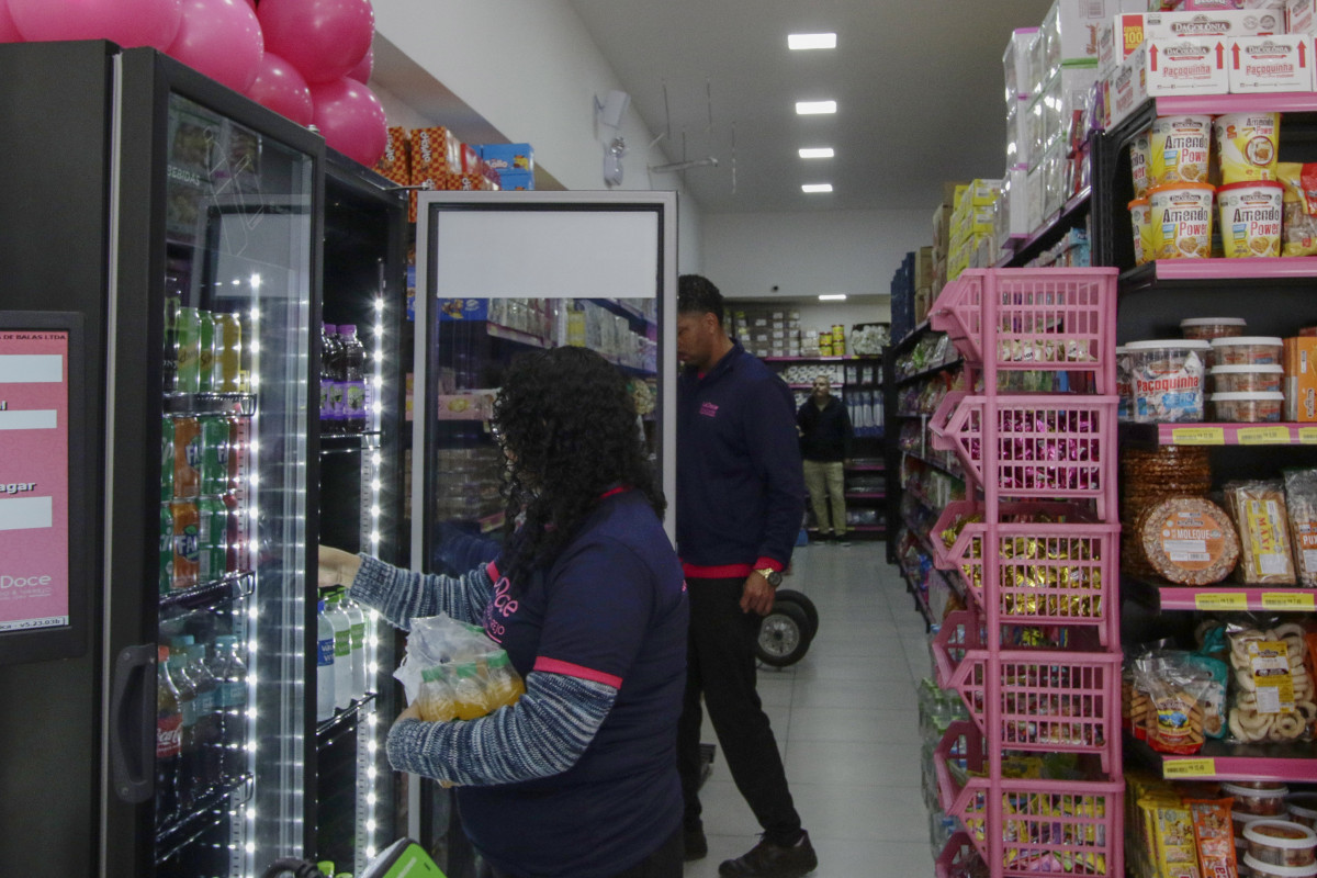 Interior da loja Sul Doce, av Assis Brasil 2453. | THAYNÁ WEISSBACH/JC