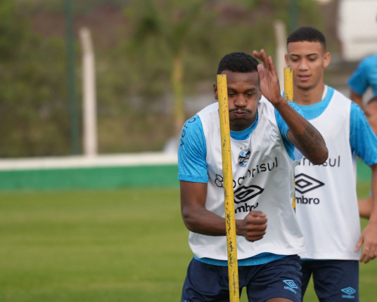 Em clima de rivalidade, Grêmio visita o Corinthians pelas oitavas de final da Copa do Brasil