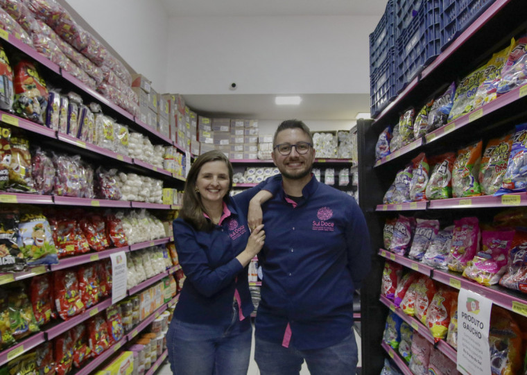 Mariane e Leonardo Rehm, sócios e irmãos, comandam a operação desde a pandemia