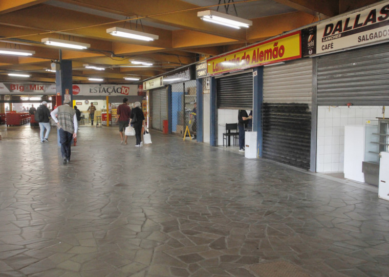 Serão 12 estabelecimentos de um total de 64 que voltam a funcionar