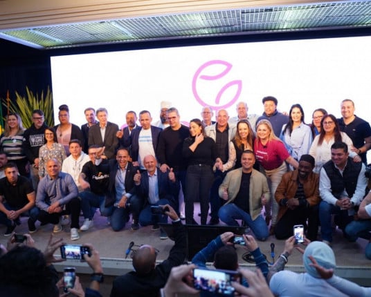 Federação PSDB/Cidadania oficializa apoio a Juliana Brizola, com dissidência pró-Melo