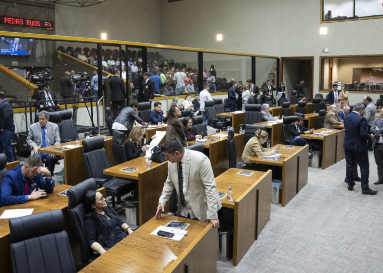 Parlamento perderá uma cadeira devido ao decréscimo populacional