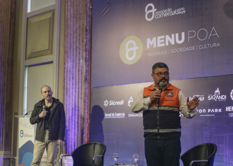 Abner de Freitas, CEO da Hopeful Brasil, e Evaldo Rodrigues de Oliveira Júnior, diretor da Defesa Civil de Porto Alegre, participaram do Menu POA 