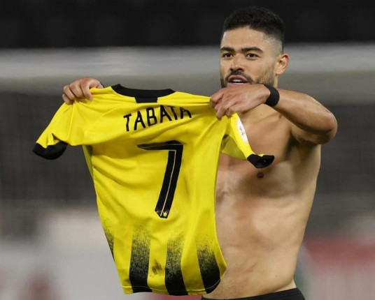 Inter busca a contratação de Bruno Tabata para reforçar o meio-campo