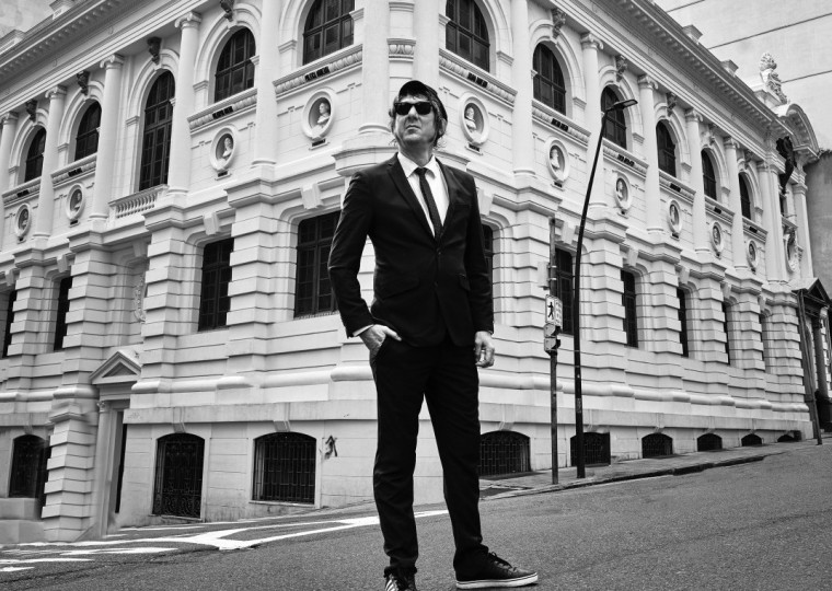 Lançamento de Grosswords terá autógrafos, talk-show e canja musical