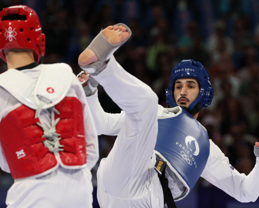 Edival Pontes conquista medalha de bronze para o Brasil no Taekwondo
