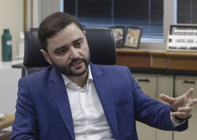 Vice-governador Gabriel Souza