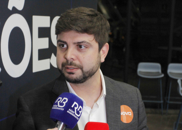 Felipe Camozzato, do Novo, candidato à prefeitura de Porto Alegre
