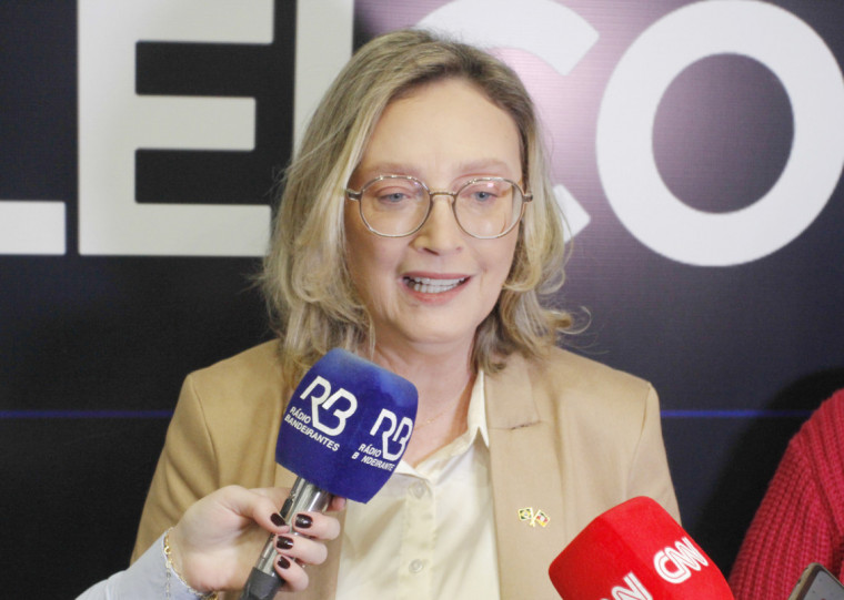 Maria do Rosário, do PT, candidata à prefeitura de Porto Alegre