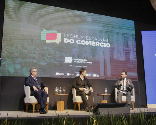 Leite diz que RS é o estado que mais sofre com crise climática e cobra União