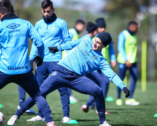 Grêmio inicia luta por uma vaga nas quartas de final diante do Fluminense