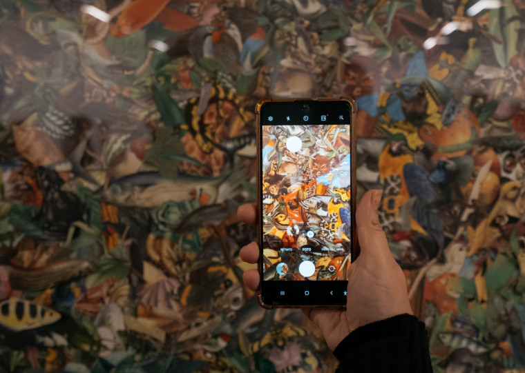 Conversa marcada para a próxima segunda (19) às 19h, Michel Zózimo, Gabriela Motta e Mônica Zielinsky comentam as relações entre os processos de produção do catálogo e da exposição de Zózimo