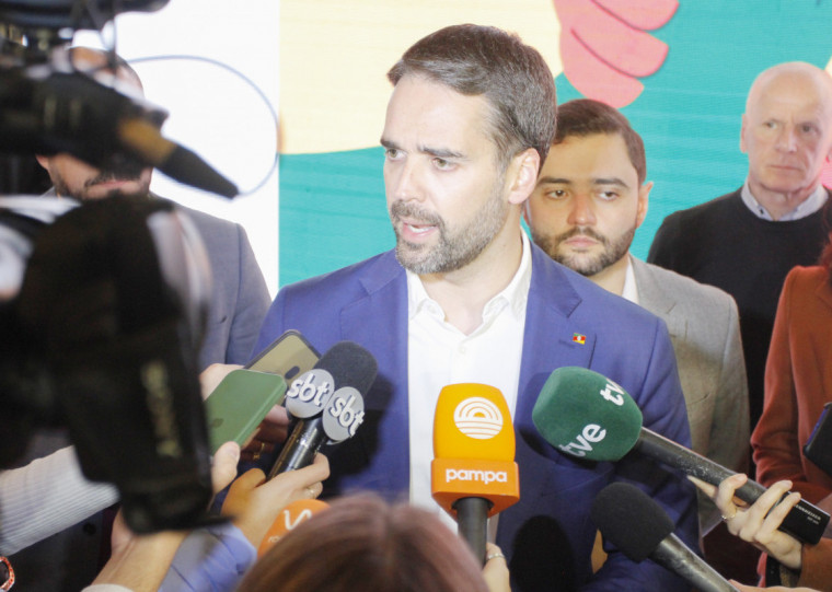 Governador gaúcho crticou dificuldade de acesso da população aos programas de reconstrução da União