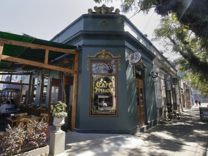  O casar&atilde;o, constru&iacute;do em 1914, foi revitalizado para neg&oacute;cio Foto: THAYN&Aacute; WEISSBACH/JC