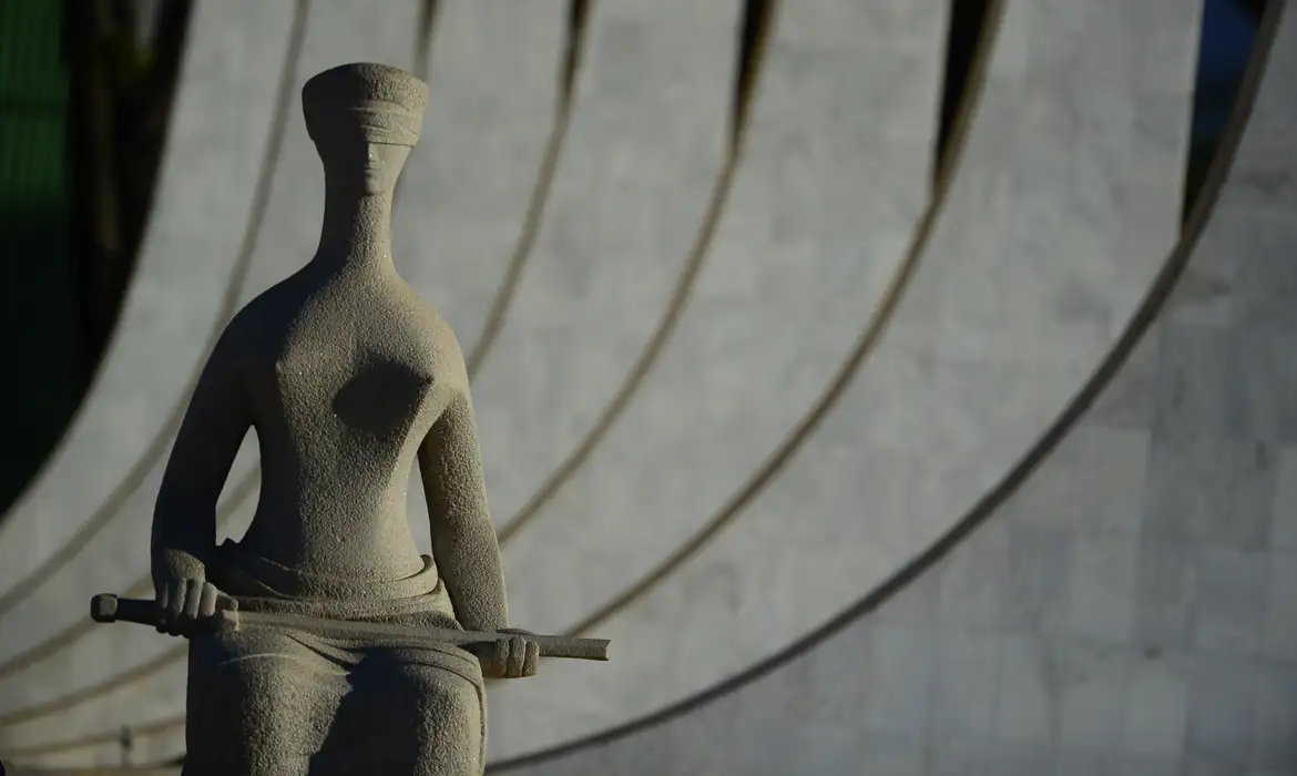 A sessão do Supremo está prevista para começar às 14h