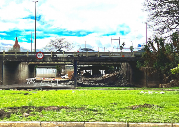 pg3 Comporta em frente ao DC Navegantes
