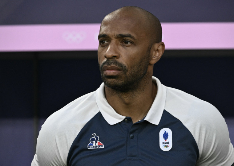 Thierry Henry tinha contrato até o fim da próxima temporada