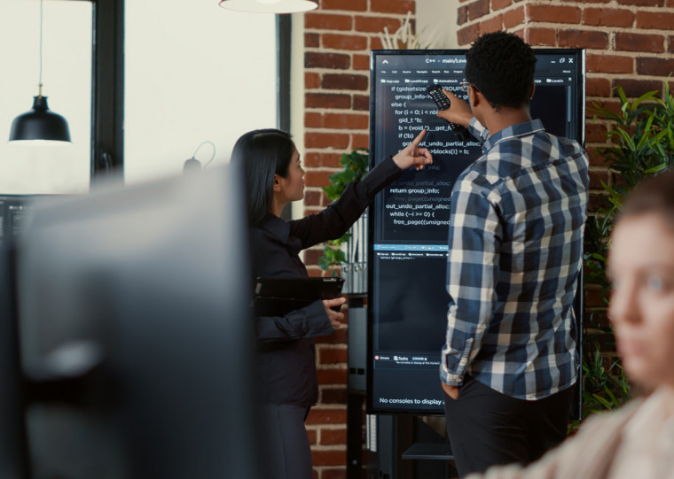 É possível disputar os rumos da Inteligência Artificial (IA), dos dados e da economia digital a partir de outros valores?