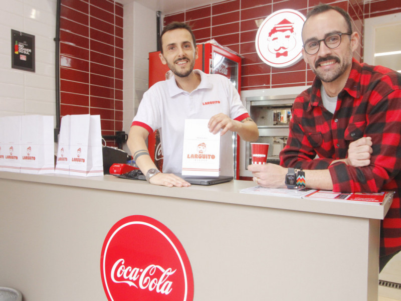 Diego Serafini e Henrique Cavalheiro são sócios da Larguito Foto: EVANDRO OLIVEIRA/JC
