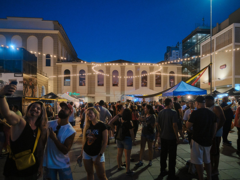 O evento contará com 11 horas de programação Foto: MADRECITAPRODUTORA/DIVULGAÇÃO/JC