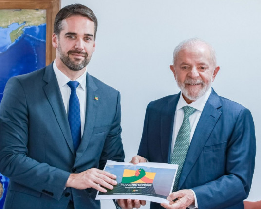 Eduardo Leite diz que há descompasso entre anúncios do governo federal ao RS e entregas