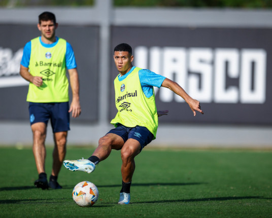 Após gol na Libertadores, Gustavo Nunes deixa o Grêmio rumo à Europa