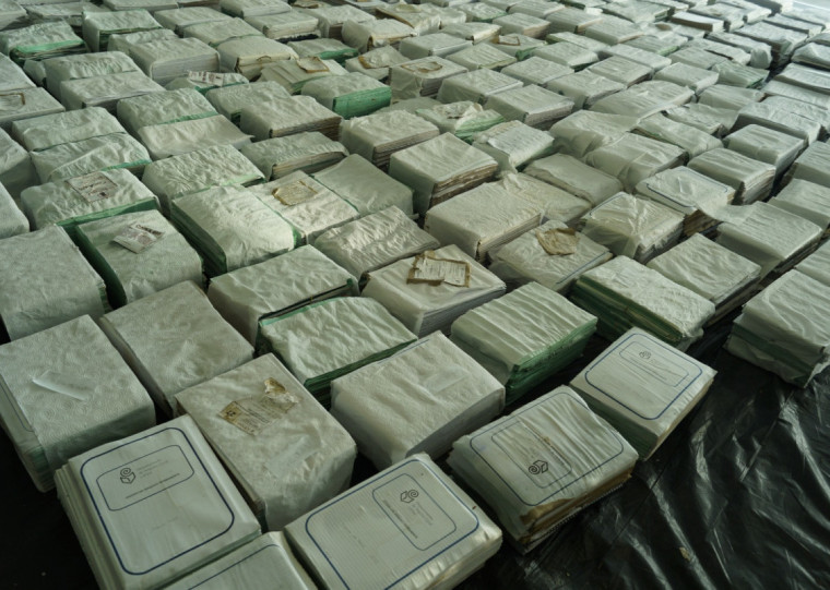 Após o descongelamento, será realizada a higienização do material 