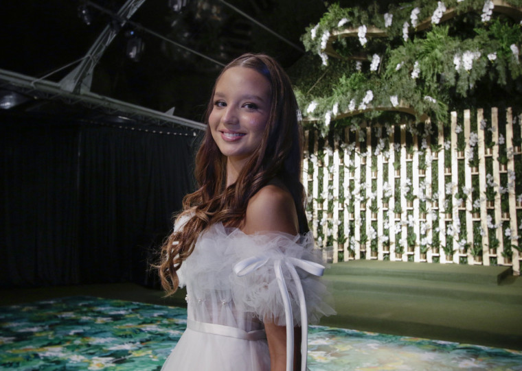 Roberta de Vasconcelos Sponchiado, debutante do Baile de Debutantes Porto Alegre Country Club