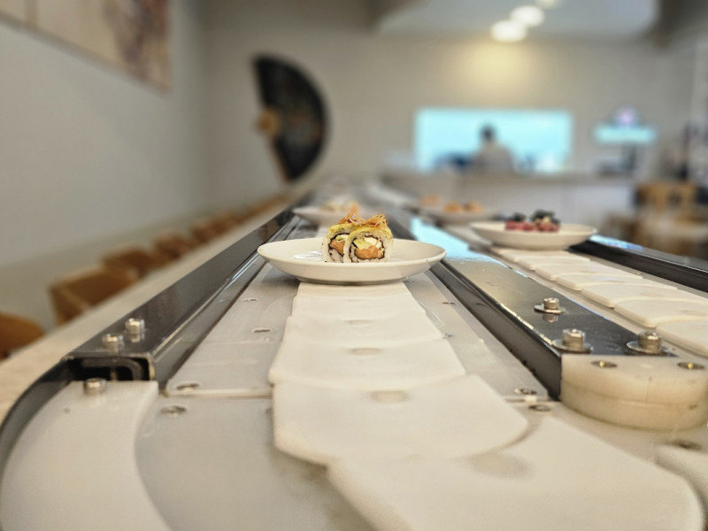 Nihon Sushi Kaiten, restaurante de sushi em esteira, localizado no Bourbon Shopping Teresópolis, na Zona Sul de Porto Alegre.<br />Foto: NATHAN LEMOS/JC