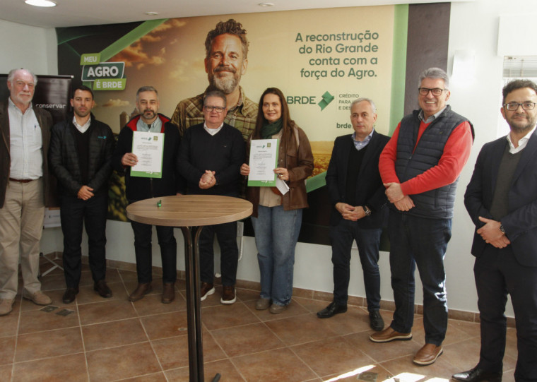 Contratos foram celebrados na casa do BRDE na Expointer