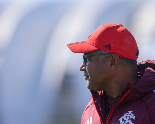 Roger Machado terá dor de cabeça para montar o Inter que visita o Juventude