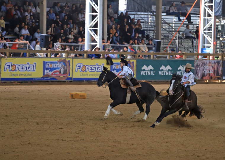 Antes da grande finalíssima, jovens ginetes também brilharam na Arena do Cavalo Crioulo