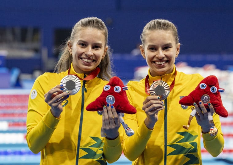 Brasileiras subiram no pódio na categoria SB14, destinada para nadadores com deficiências intelectuais